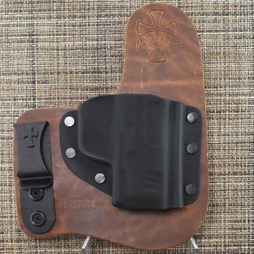 26218 CrossBreed® Freedom Carry for HK CC9 . Right Hand . Founders Leather . Optic Cut