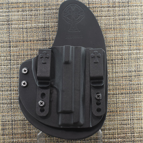 26233 CrossBreed® Reckoning for CZ 75 D COMPACT . Right Hand . Black Cow . Optic Cut