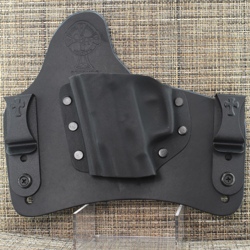 26323 CrossBreed® SuperTuck for TAURUS MILLINIUM PRO / PT111 / PT111G2 / G2 / G2C . Left Hand . Black Cow . Combat Cut