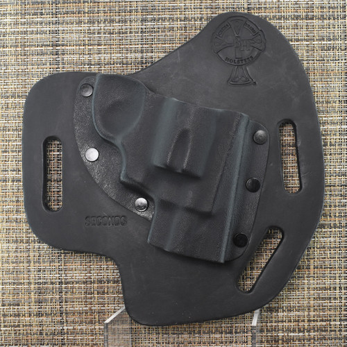 26347 CrossBreed® MaxSlide for RUGER GP100 . Right Hand . Black Cow