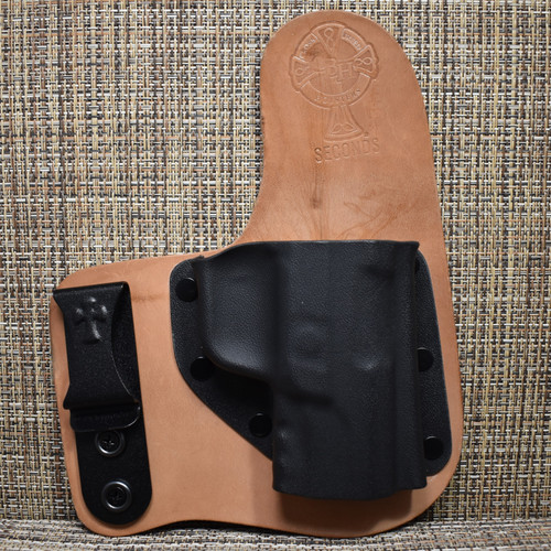 18748 CrossBreed® Freedom Carry . RUGER AMERICAN . Right Hand . Horse