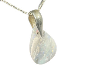 Opal Pendant 7.10 Carat Opal Pendant 7.10 Carat