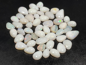 AUSTRALIAN OPAL 50 PIECE 28.60 CARAT