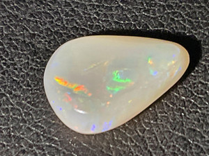 Australian Coober Pedy Opal 2.10 Carat Australian Coober Pedy Opal 2.10 Carat
