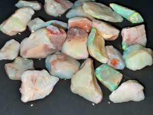 Australian Coober Pedy Uncut Rough Opal 164 Carat Australian Coober Pedy Uncut Rough Opal 164 Carat