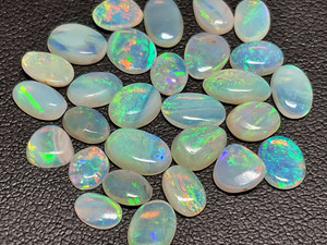 Multicolour Australian Coober Pedy Opal 28 Pc 10.35 Carat