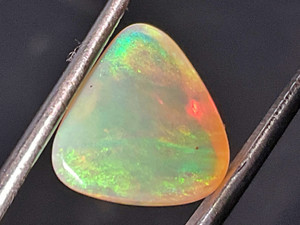 Rainbow Colorplay Australian Coober Pedy Opal 2.60 Carat