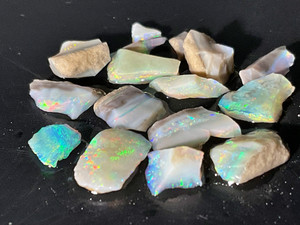 Mintabie, Australian Multicolour Natural Rough Opal Chips 16.85 Cts Mintabie, Australian Multicolour Natural Rough Opal Chips 16.85 Cts