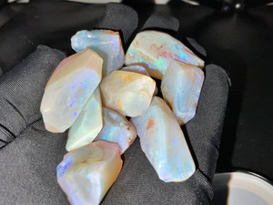 Australian Coober Pedy Multicolour Uncut Opal 382 Carat