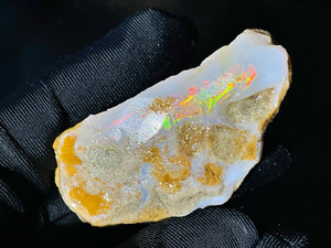 Mintabie, Australian Multicolour Natural Rough Opal 76.90 Cts