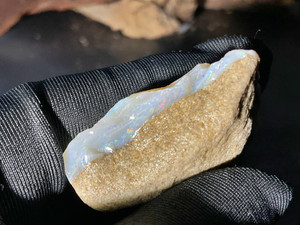 Mintabie, Australian Multicolour Natural Rough Opal 87.80 Cts