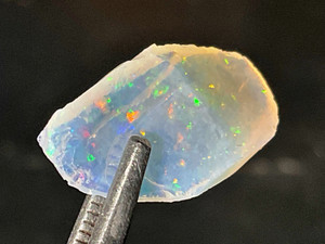 Australian Coober Pedy Natural Rough Opal 3.15 Carat Australian Coober Pedy Natural Rough Opal 3.15 Carat