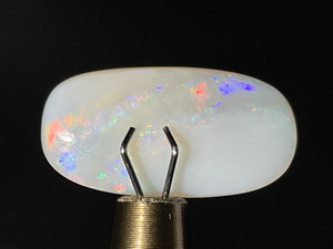 Multicolour Australian Coober Pedy Solid White Opal 4.50 Carat