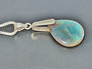 Opal Pendant 7.75 Carat Opal Pendant 7.75 Carat