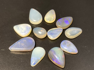 Australian Opal 11 Pieces 20.30 Carat