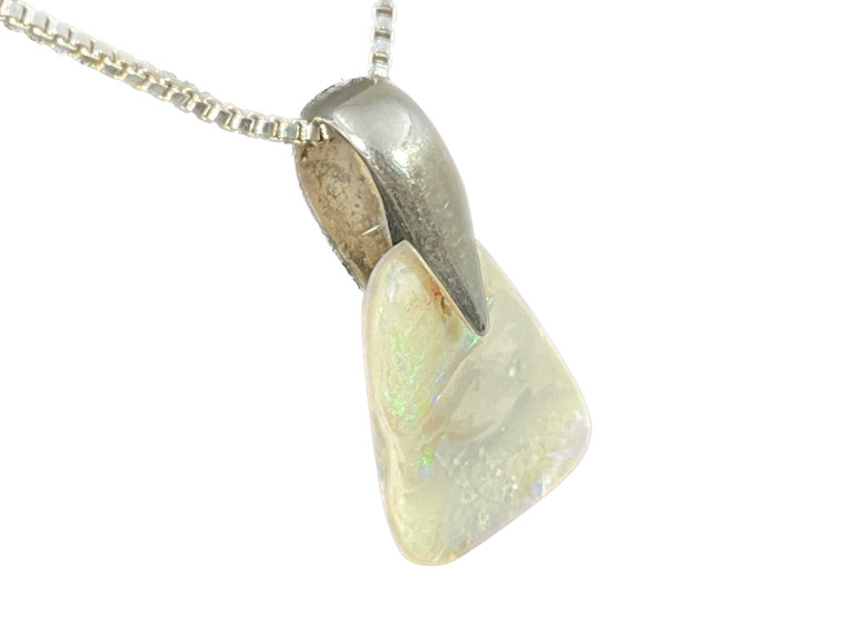 Opal Pendant 6.20 Carat