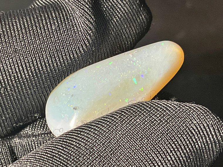 Australian Coober Pedy Solid Opal 13.45 Carat