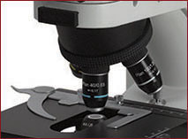 Each EXC-350 Series microscope features an inward facing 5-position nosepiece with infinity plan objectives.