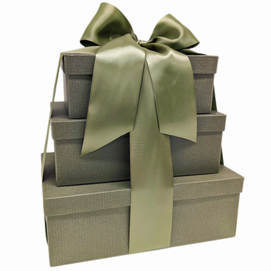 Bountiful Trio Gift Tower