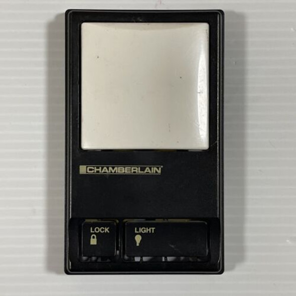 Chamberlain 41C494-2 Garage Door Wall Button Control Console Soft Glo 5623081