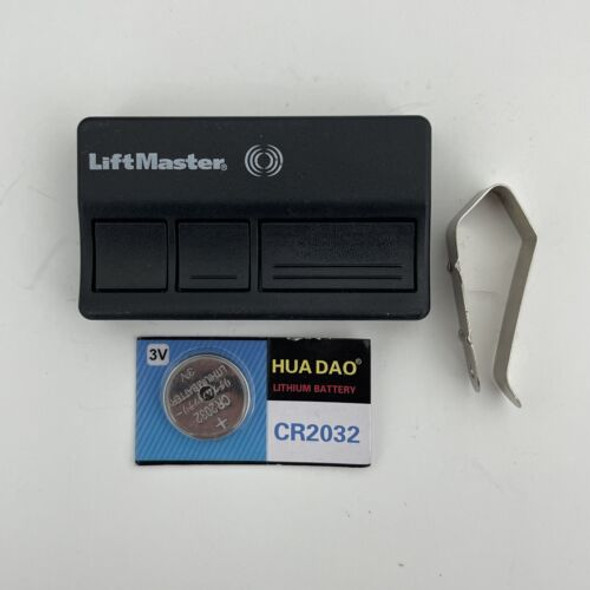 OEM Liftmaster 373LM 3 Button Garage Door Remote Control w/Visor Clip & Battery OEM Liftmaster 373LM 3 Button Garage Door Remote Control w/Visor Clip & Battery