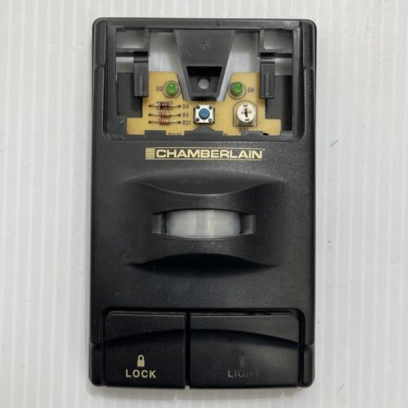 Chamberlain 935CB Garage Door Opener Wall Button Console Motion Sensor NO BUTTON