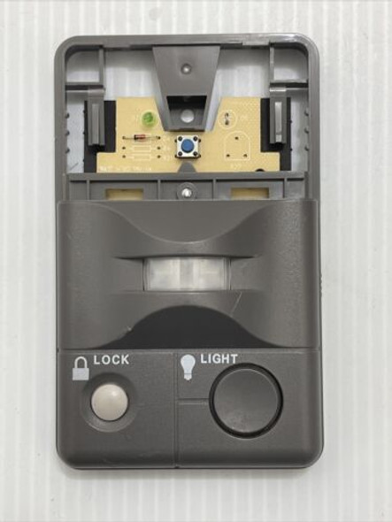 Craftsman 953688 Garage Door Opener Wall Button Console 139.53688 - NO BUTTON! Craftsman 953688 Garage Door Opener Wall Button Console 139.53688 - NO BUTTON!