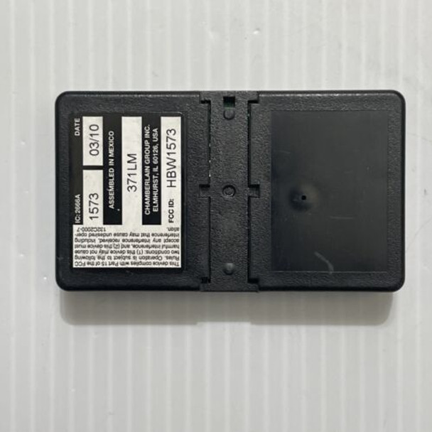 Genuine OEM Chamberlain Liftmaster 371LM 1 Button Remotes w/Clip & Battery Genuine OEM Chamberlain Liftmaster 371LM 1 Button Remotes w/Clip & Battery