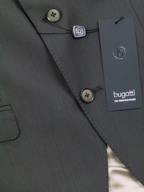 Bugatti suit
