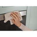 Whirlpool® Four à micro-ondes à hotte intégrée affleurant sans plateau tournant YWMMF5930PW