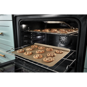 Cuisinière électrique 5 en 1 avec four à friture à l’air - 5.3 pi cu Whirlpool® YWFE550S0LZ