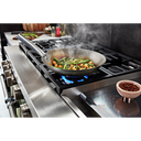 Cuisinière commerciale intelligente au gaz KitchenAid® avec plaque chauffante, 48 po KFGC558JAV