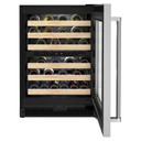 Kitchenaid® Cellier sous le comptoir avec porte en verre et porte-bouteilles à devant en bois - 24 po KUWR214KSB