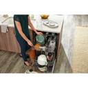 Lave-vaisselle à fini printshieldtm avec panier de troisième niveau pour ustensiles - 39 dba KitchenAid® KDFE204KBS