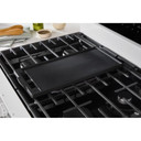 Whirlpool® Cuisinière électrique intelligente de 30 pouces avec technologie de cuisson à air, revêtement WipeClean™, auto-nettoyage/netoyage à la vapeur, préchauffage à grande vitesse et capacité de 5.3 pi cu YWFES7530RW