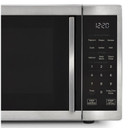 Whirlpool® Four à micro-ondes de comptoir avec nettoyage à la vapeur de 900 watts - 0.9 pi cu WMCS3019RS