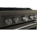 Cuisinière au gaz de style commercial à 4 brûleurs avec mode de friture à air sans préchauffage KitchenAid® de 30 po KFGS930SBE