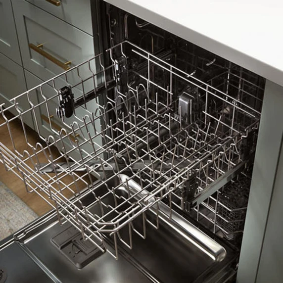 Lave-vaisselle avec système de lavage intelligent de 24 po Whirlpool® et un panier supérieur haut WDT740SALB