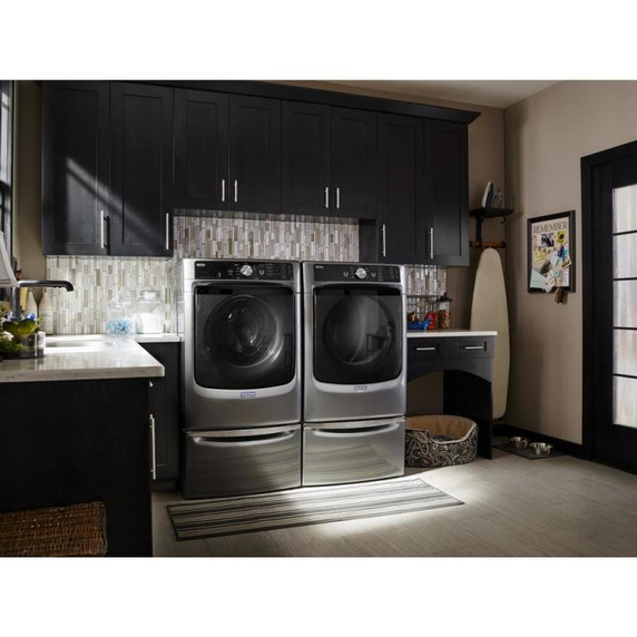 Maytag® Piédestal avec poignée chromée et tiroir de rangement - 15.5 po (39.37 cm) XHPC155YC