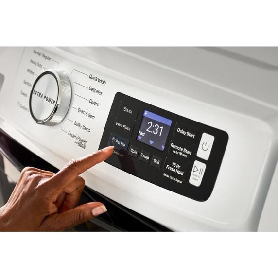 Maytag® Piédestal avec poignée chromée et tiroir de rangement - 15.5 po (39.37 cm) XHPC155XW