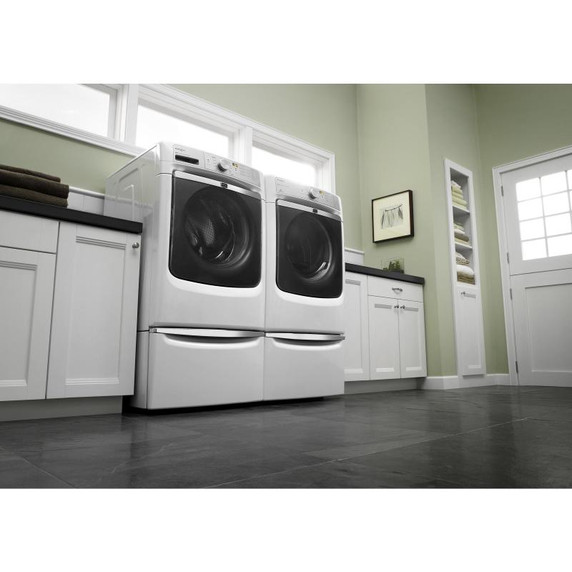 Maytag® Piédestal avec poignée chromée et tiroir de rangement - 15.5 po (39.37 cm) XHPC155XW