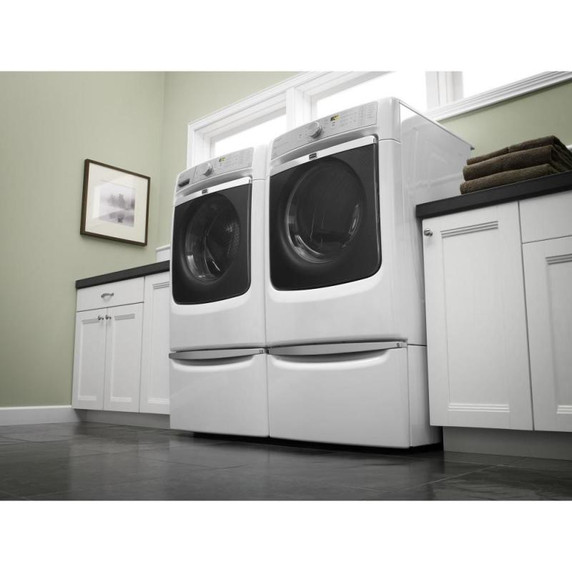 Maytag® Piédestal avec poignée chromée et tiroir de rangement - 15.5 po (39.37 cm) XHPC155XW
