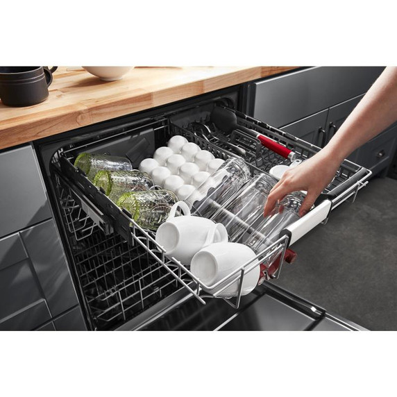 Kitchenaid® Lave-vaisselle à fini PrintShield™ avec troisième panier et jets MaxJet™ à 360° - 44 dBA KDFM404KPS