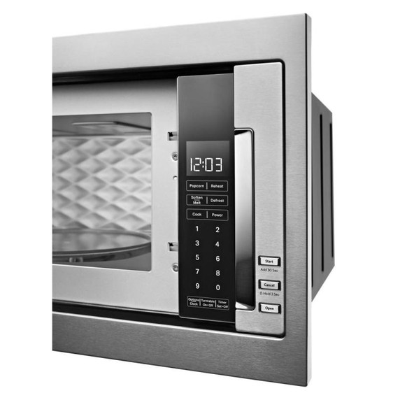 Kitchenaid® Four à micro-ondes à hotte intégrée à profil bas de 900 watts avec trousse de garniture étroite YKMBT5011KS
