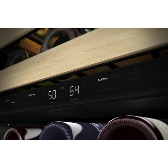 Kitchenaid® Cellier sous le comptoir prêt pour le panneau de recouvrement avec porte-bouteilles à devant en bois - 24 po KUWR214KPA