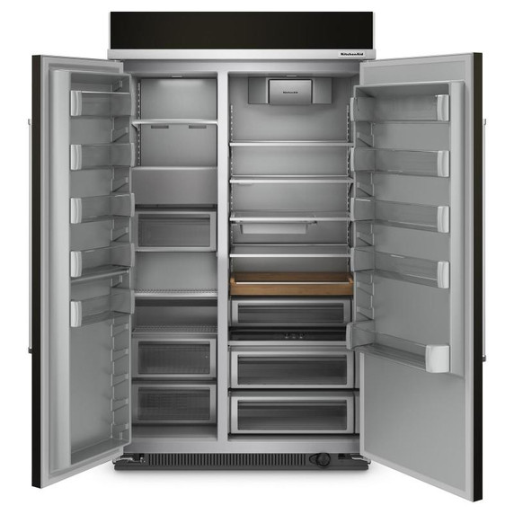 Kitchenaid® Réfrigérateur encastré côte à côte noir à fini PrintShield™ - 48 po - 30 pi cu KBSN708MBS