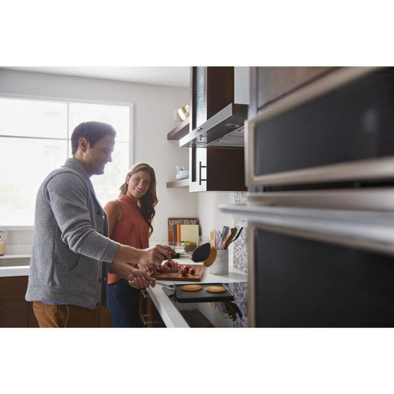 Whirlpool® Hotte de cuisine murale plate en acier inoxydable - 30 po WVW57UC0FS