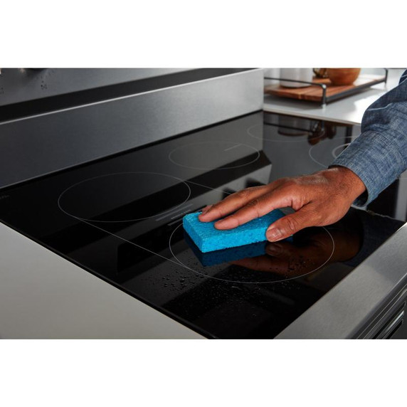 Maytag® Cuisinière électrique à convection avec friture et cuisson à air sans préchauffage - 30 po - 5,3 pi cu YMFES6030RW Maytag® Cuisinière électrique à convection avec friture et cuisson à air sans préchauffage - 30 po - 5,3 pi cu YMFES6030RW