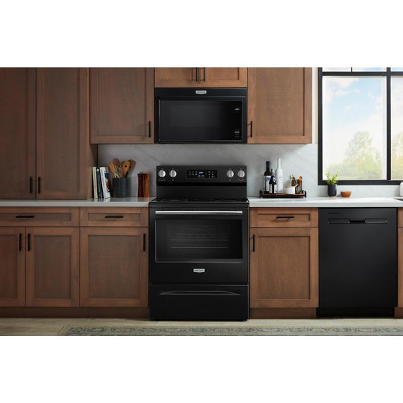 Maytag® Cuisinière électrique à convection avec friture et cuisson à air sans préchauffage - 30 po - 5,3 pi cu YMFES6030RB