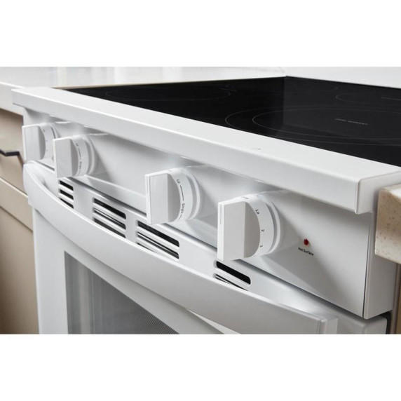 Whirlpool® Cuisinière électrique intelligente de 30 pouces avec technologie de cuisson à air, revêtement WipeClean™, auto-nettoyage/netoyage à la vapeur, préchauffage à grande vitesse et capacité de 5.3 pi cu YWFES7530RW